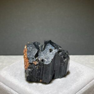 鋼琴亮面黑碧璽原石 （Z)（不連盒）